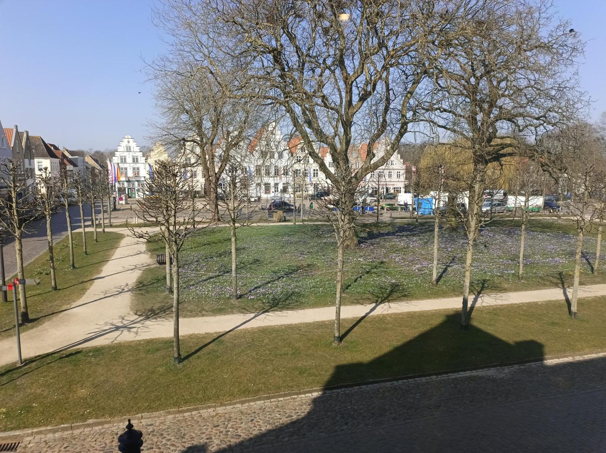 Mooi Hotel Garni Friedrichstadt Exterior foto
